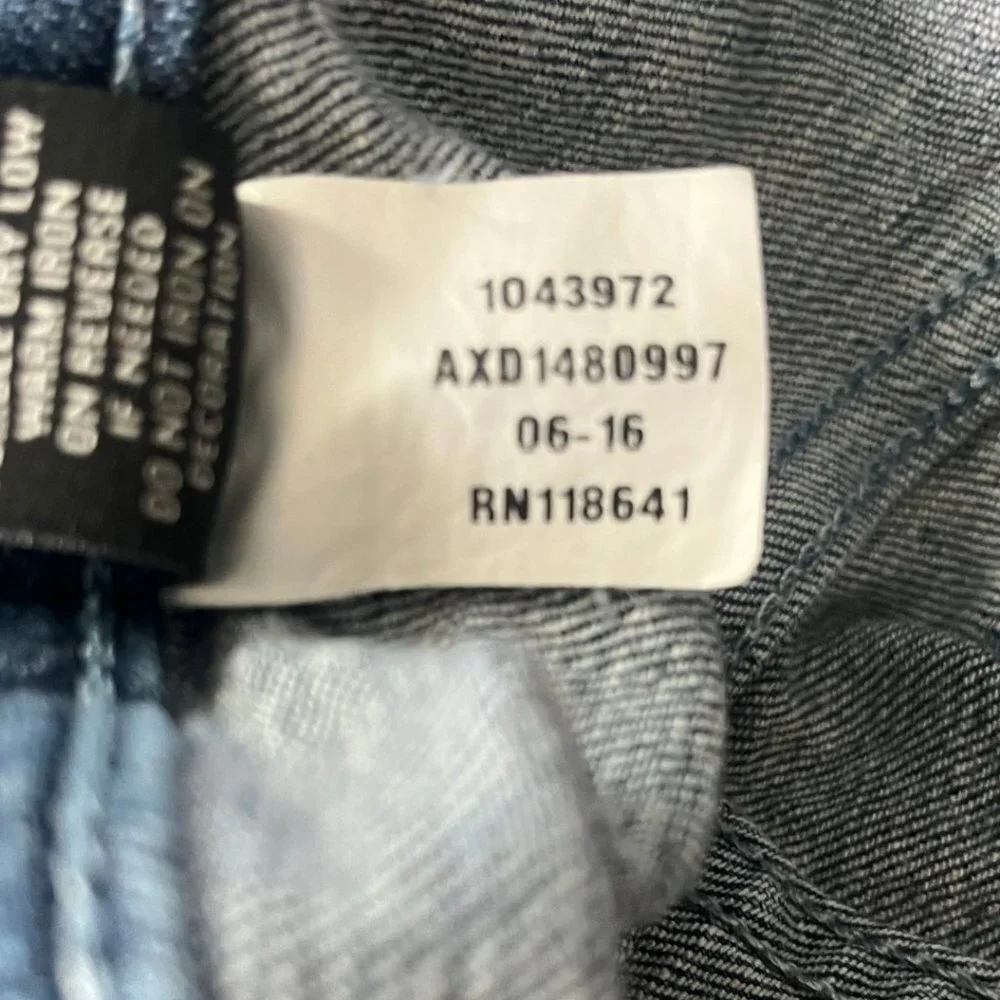 Lane Bryant Women's Straight Leg Medium Wash Distressed Jeans Size 24